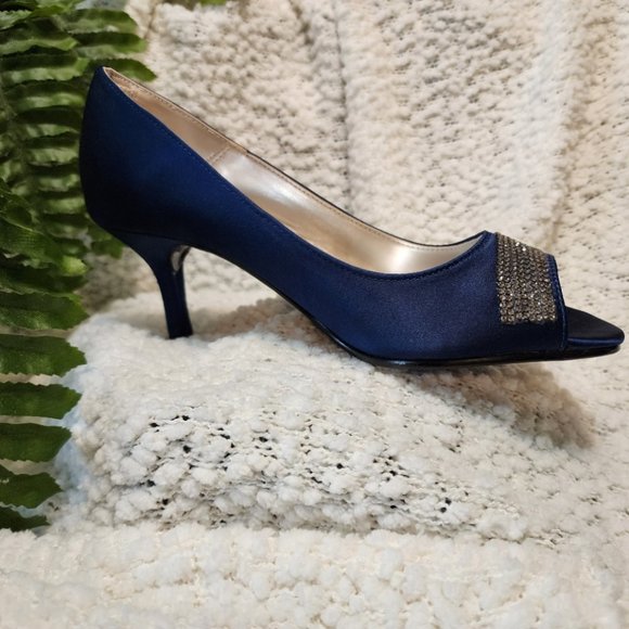 Caparros Womens Oz Peep Toe Classic Pumps, Blue Satin w/Silver Rhinestones 5.5M - Picture 5 of 16